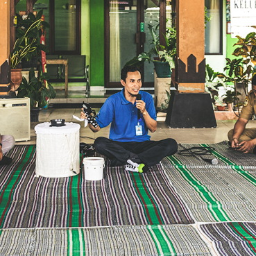 Yusdi, WMP anggota staf 