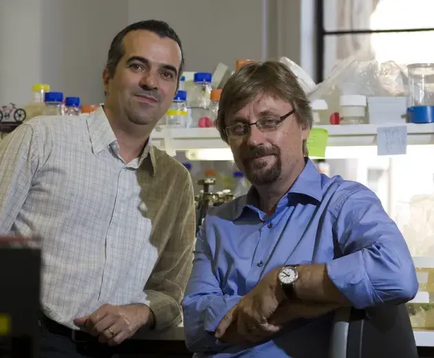 Luciano Moreira bersama Scott O'Neill dari World Mosquito Program