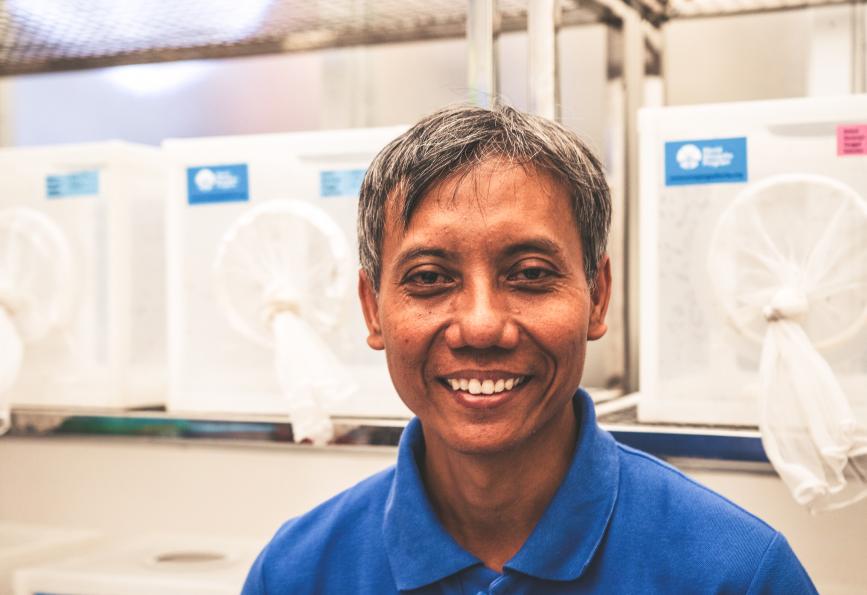 ahli entomologi lapangan