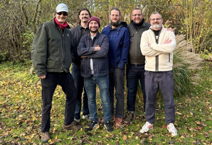 Foto bersama Efterklang dan Flow Creative bersama World Mosquito Program