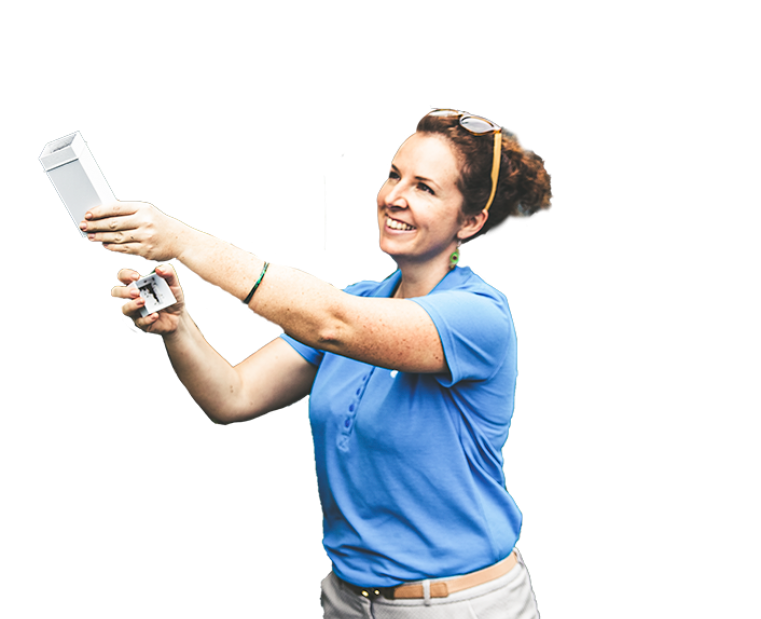 WMP anggota staf melepaskan nyamuk dengan Wolbachia