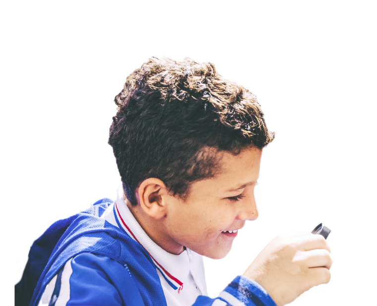 school children in Colombia examine <i>Aedes ageypti</1>